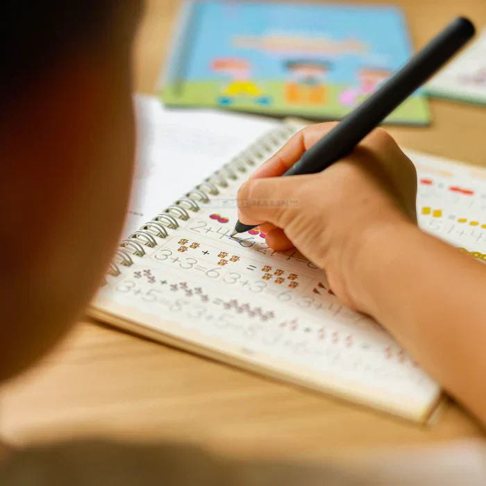 Pack de 4 Cahiers Magiques Réutilisables – Cahier d'écriture magique réutilisable - Funnybook™ (T)